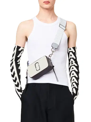Marc Jacobs Women's The Snapshot Bag | Thumbnail 6 Marc Jacobs Women's The Snapshot Bag | Thumbnail 6