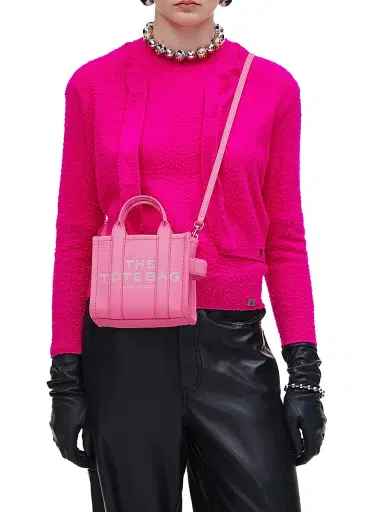 Marc Jacobs Women's The Leather Crossbody Tote Bag | Thumbnail 3 Marc Jacobs Women's The Leather Crossbody Tote Bag | Thumbnail 3