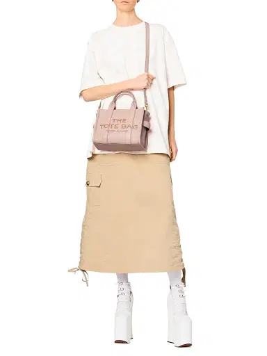 Marc Jacobs Women's The Leather Small Tote Bag | Thumbnail 2 Marc Jacobs Women's The Leather Small Tote Bag | Thumbnail 2
