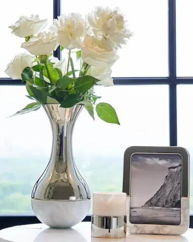 Anna New York Dual Vase | Thumbnail 4