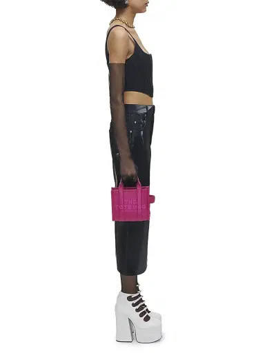 Marc Jacobs Women's The Leather Crossbody Tote Bag | Thumbnail 3 Marc Jacobs Women's The Leather Crossbody Tote Bag | Thumbnail 3