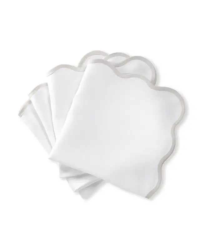Matouk Casual Couture Scallop Napkins, Set of 4