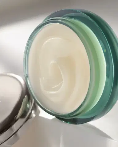 La Mer The Lip Balm | Thumbnail 3 La Mer The Lip Balm | Thumbnail 3