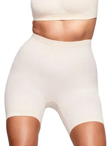 Skims Women's Seamless Sculpt Mid-Thigh Short | Thumbnail 3 Skims Women's Seamless Sculpt Mid-Thigh Short | Thumbnail 3