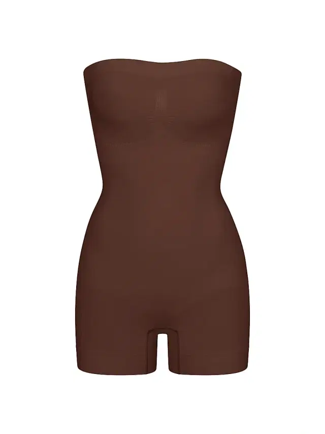 SKIMS Women's Seamless Sculpt Strapless Shortie Bodysuit - Cocoa