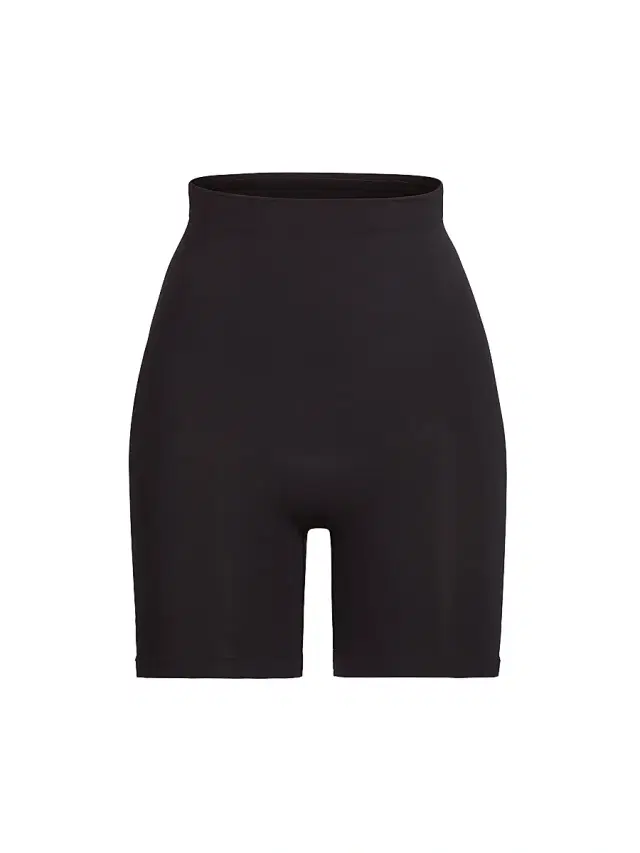 SKIMS Women's Seamless Sculpt Mid-Thigh Short - Onyx