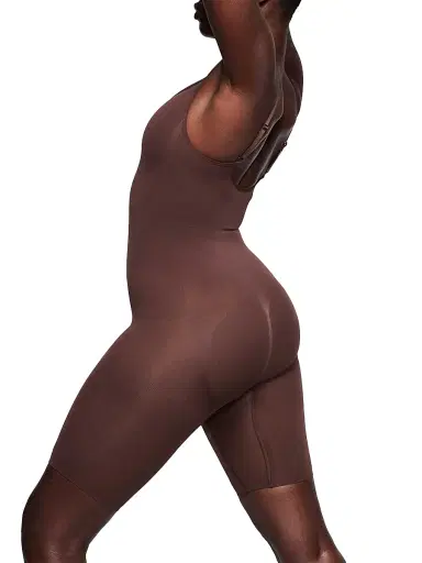 Skims Women's Seamless Sculpt Mid Thigh Bodysuit | Thumbnail 4