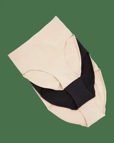 Wacoal Three-Pack B-Smooth Briefs | Thumbnail 2