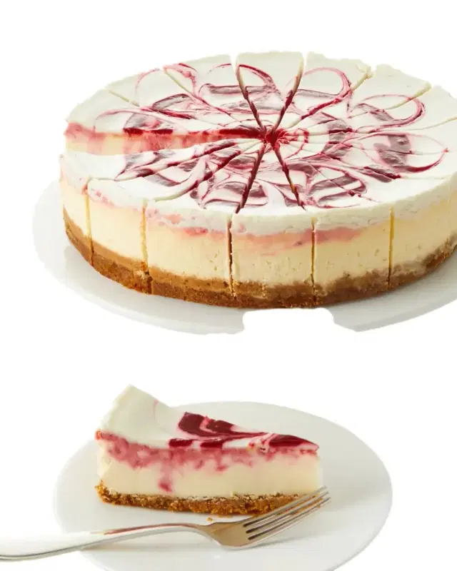 Cheesecake Royale Raspberry Cheesecake