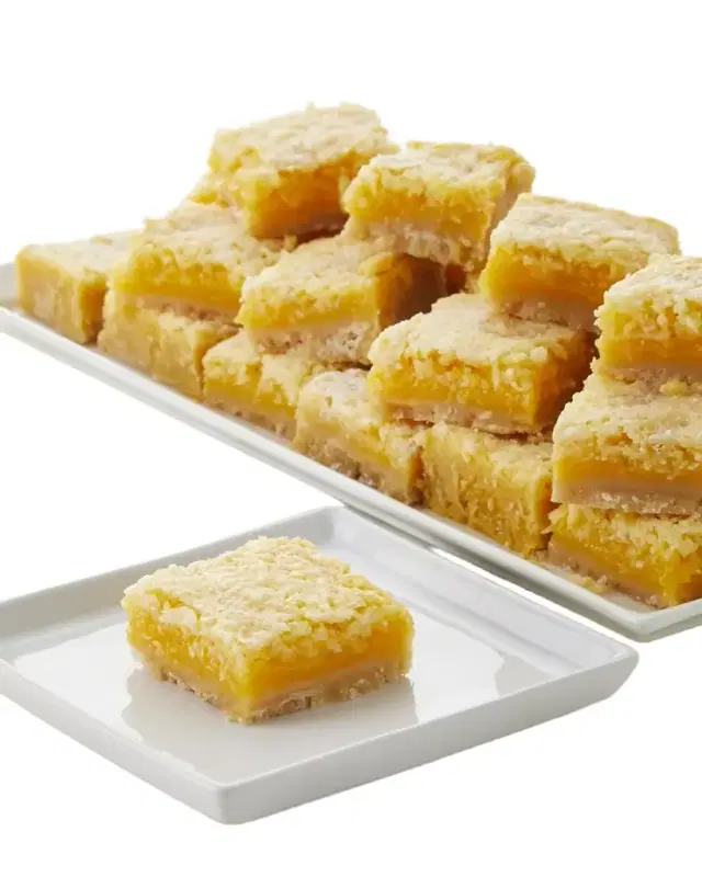 Cheesecake Royale Lemon Bars