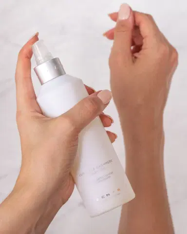 ZENTS 8.1 oz. Mandarin Luminous Cashmere Body Oil | Thumbnail 2 ZENTS 8.1 oz. Mandarin Luminous Cashmere Body Oil | Thumbnail 2