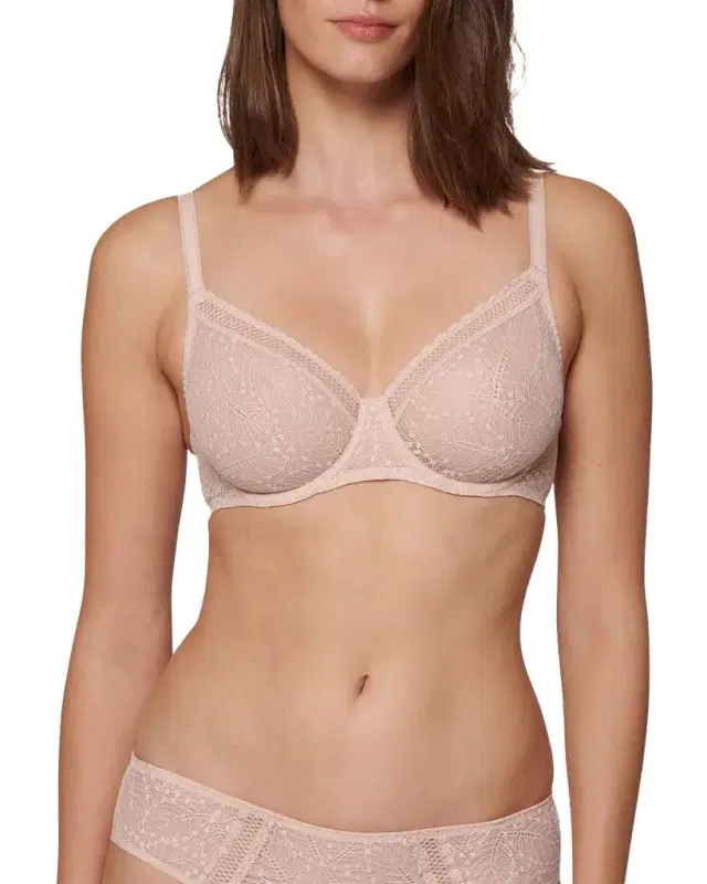 Comete Molded Full Cup Convertible Lace Bra