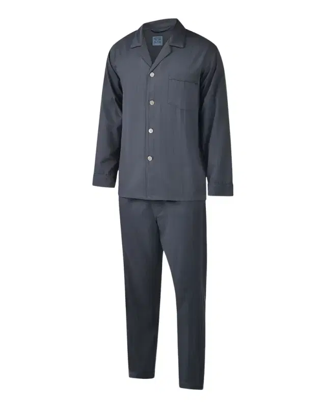 Majestic International Men 's Piped Pajama Set