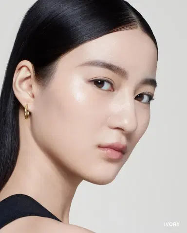 BOBBI BROWN Intensive Serum Foundation 40/30 | Thumbnail 3 BOBBI BROWN Intensive Serum Foundation 40/30 | Thumbnail 3