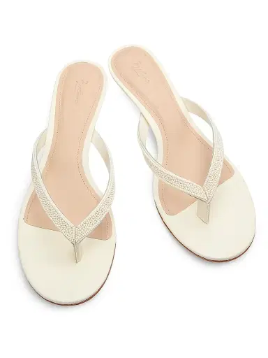 22élevé Women's 40MM Beaded Leather Thong Sandals - Canolli Cream | Thumbnail 4
