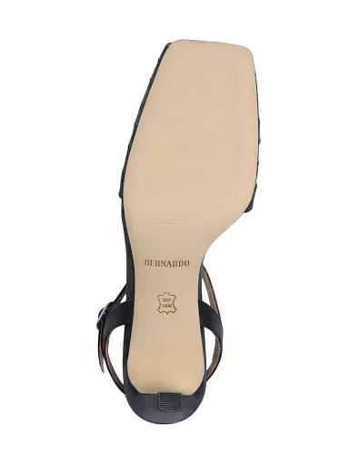 Bernardo Women's Peoria Pumps - Black | Thumbnail 4