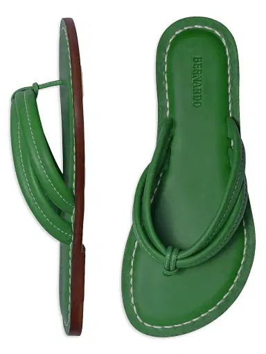 Bernardo Women's Miami Leather Thong Sandals - Kelly Green | Thumbnail 5