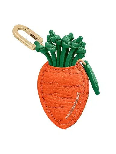 MAISON de SABRÉ Women's The Sabrémoji Vegetable Charm - Carrot | Thumbnail 1