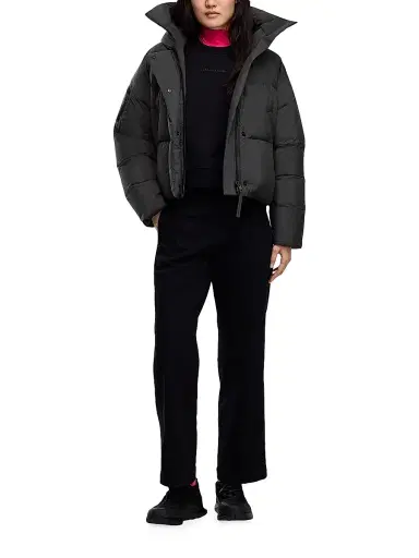 Canada Goose Women's Chilliwack Hooded Puffer Jacket - Black Noir | Thumbnail 2