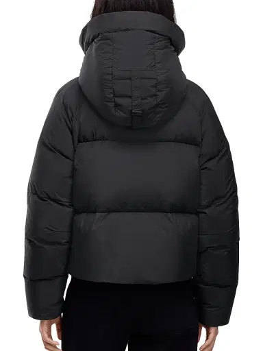 Canada Goose Women's Chilliwack Hooded Puffer Jacket - Black Noir | Thumbnail 6