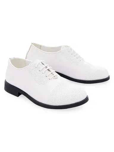 Moustache Little Boy's & Boy's Closed Lace Perforated Dress Shoes - White 9.5 (Toddler) | Thumbnail 2