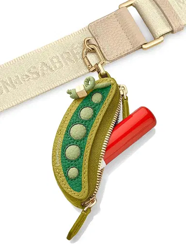 MAISON de SABRÉ Women's The Sabrémoji Vegetable Charm - Snap Peas | Thumbnail 2