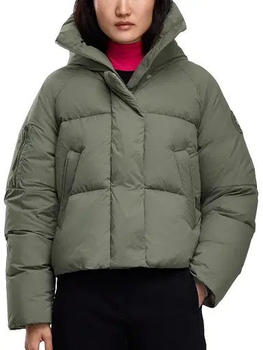 Canada Goose Women's Chilliwack Hooded Puffer Jacket - Sagebrush Armoise | Thumbnail 3 Canada Goose Women's Chilliwack Hooded Puffer Jacket - Sagebrush Armoise | Thumbnail 3
