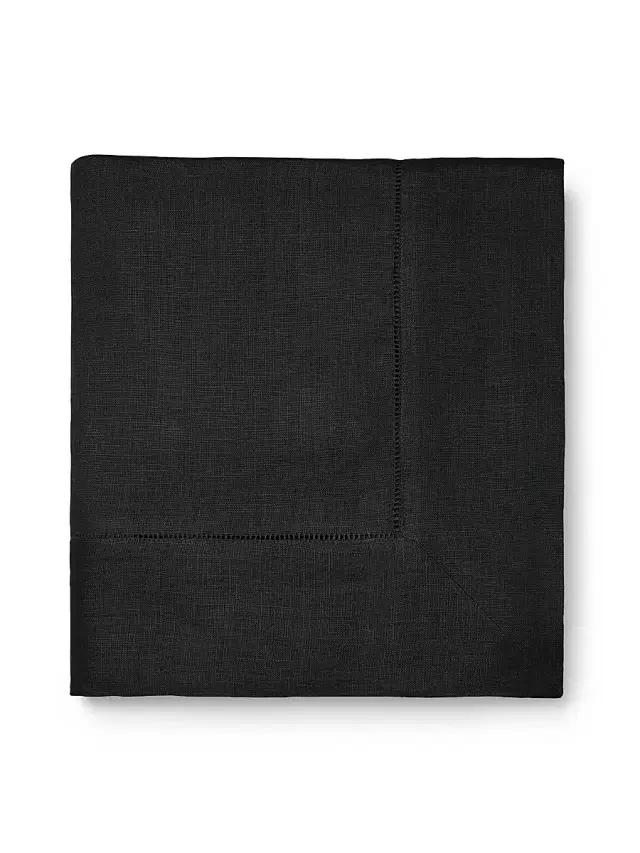 Sferra Festival Oblong Tablecloth - Black 66 x 140