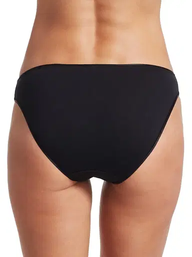 Hanro Women's Cotton Seamless High-Cut Brief | Thumbnail 4