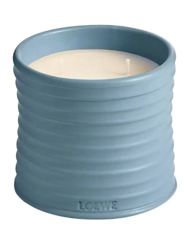 Loewe 21.5 oz. Medium Cypress Balls Candle