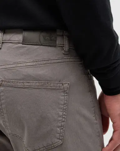 Peter Millar Men 's Wayfare 5-Pocket Pants | Thumbnail 5