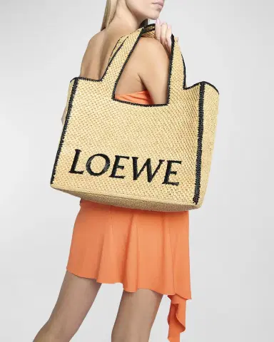 Loewe x Paula's Ibiza Font Large Tote Bag in Raffia | Thumbnail 2 Loewe x Paula's Ibiza Font Large Tote Bag in Raffia | Thumbnail 2