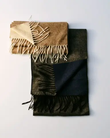 PIACENZA 1733 Men's Two-Tone Cashmere-Silk Scarf | Thumbnail 4 PIACENZA 1733 Men's Two-Tone Cashmere-Silk Scarf | Thumbnail 4