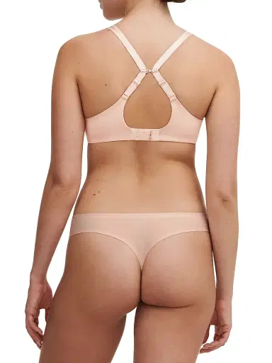 Chantelle Women's Norah Chic Plunge T-Shirt Bra | Thumbnail 4