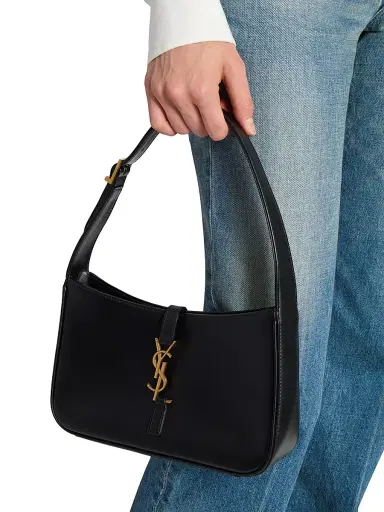 Saint Laurent Women's Le 5 à 7 Hobo Bag in Smooth Leather | Thumbnail 7 Saint Laurent Women's Le 5 à 7 Hobo Bag in Smooth Leather | Thumbnail 7