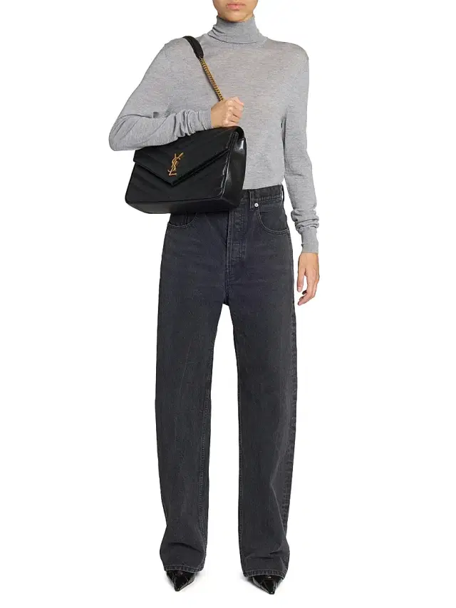 Saint Laurent Women's Loulou  Shoulder Bag in Lambskin Leather - Noir