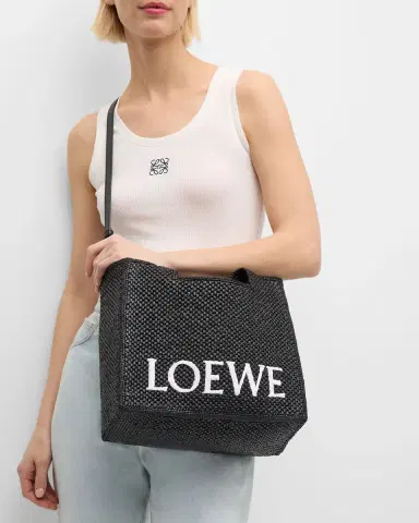 Loewe x Paula's Ibiza Font Logo Medium Tote Bag in Raffia | Thumbnail 4 Loewe x Paula's Ibiza Font Logo Medium Tote Bag in Raffia | Thumbnail 4