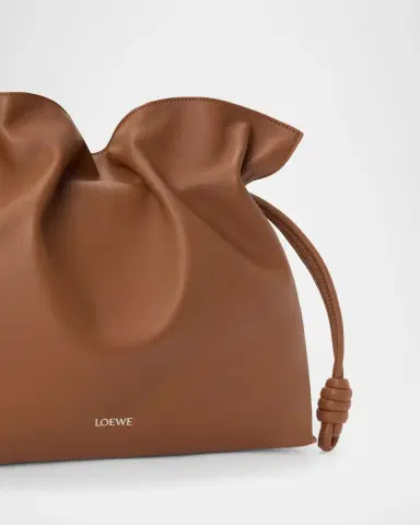 Loewe Flamenco Large Clutch Bag in Napa Leather with Golden Foil Anagram | Thumbnail 4 Loewe Flamenco Large Clutch Bag in Napa Leather with Golden Foil Anagram | Thumbnail 4