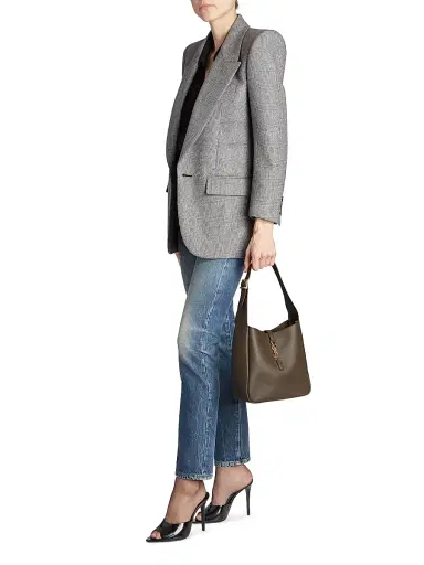 Saint Laurent Women's Le 5 à 7 Supple Shoulder Bag in Grained Leather - Light Musk | Thumbnail 2 Saint Laurent Women's Le 5 à 7 Supple Shoulder Bag in Grained Leather - Light Musk | Thumbnail 2