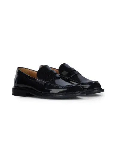 Givenchy Men's Gent Loafers in Brushed Leather - Black | Thumbnail 2