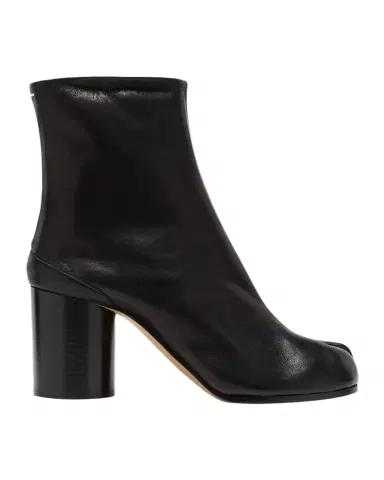 Maison Margiela Tabi Leather Ankle Boots | Thumbnail 1 Maison Margiela Tabi Leather Ankle Boots | Thumbnail 1
