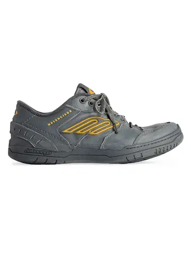 Balenciaga Men's Hamptons Worn-Out Sneakers | Thumbnail 1 Balenciaga Men's Hamptons Worn-Out Sneakers | Thumbnail 1