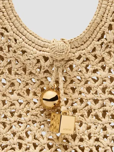 Jacquemus Women's Le Petit Carré Crotchet-Knit Raffia Bag | Thumbnail 4 Jacquemus Women's Le Petit Carré Crotchet-Knit Raffia Bag | Thumbnail 4