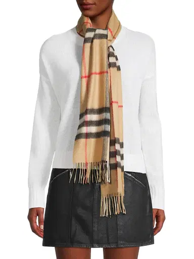 Burberry Women's Giant Check Cashmere Scarf | Thumbnail 1 Burberry Women's Giant Check Cashmere Scarf | Thumbnail 1