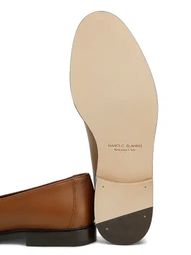 Manolo Blahnik Women's Bucky Tassel Leather Loafers | Thumbnail 6