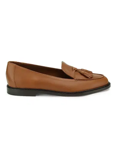 Manolo Blahnik Women's Bucky Tassel Leather Loafers | Thumbnail 1