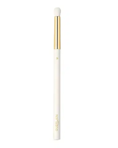 Guerlain No 21 Eyeshadow Blending Brush | Thumbnail 1 Guerlain No 21 Eyeshadow Blending Brush | Thumbnail 1