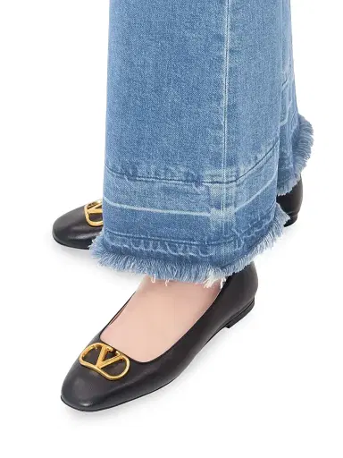 Valentino Garavani Women's VLogo Signature Ballerinas in Nappa | Thumbnail 7 Valentino Garavani Women's VLogo Signature Ballerinas in Nappa | Thumbnail 7