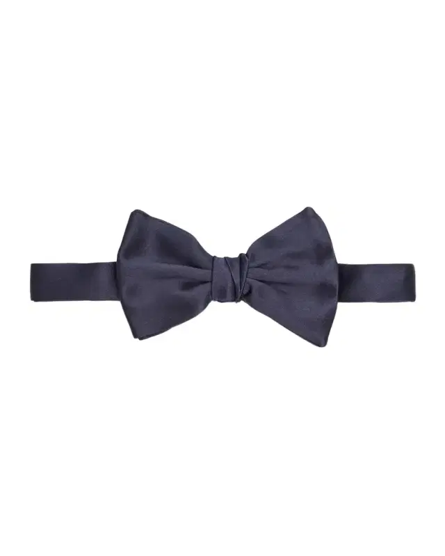 Giorgio Armani Men 's Solid Silk Bow Tie
