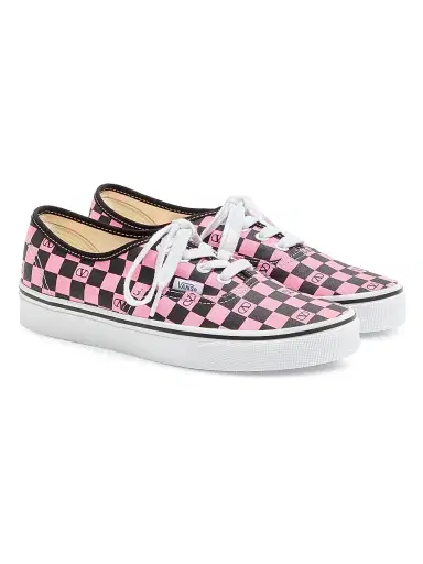Valentino Garavani and Vans Women's Low-Top Sneakers - Pink Orchid Black | Thumbnail 2 Valentino Garavani and Vans Women's Low-Top Sneakers - Pink Orchid Black | Thumbnail 2